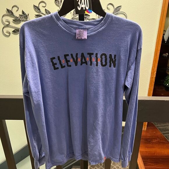 Men’s  Blue Long Sleeve Tee Shirt Elevation Worship Size Medium #340 - Picture 4 of 4